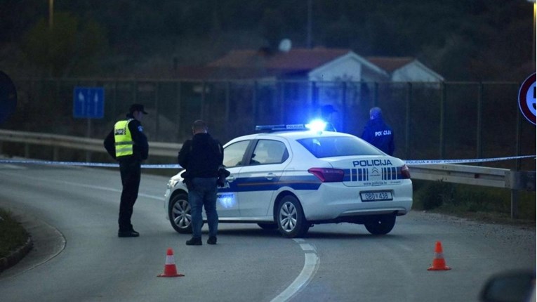 Mladić kod Umaga vozio Audi bez pojasa i vozačke, sletio s ceste i poginuo