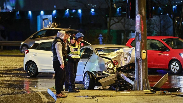 FOTO Teška prometna u Buzinu. Više ljudi ozlijeđeno, auti smrskani