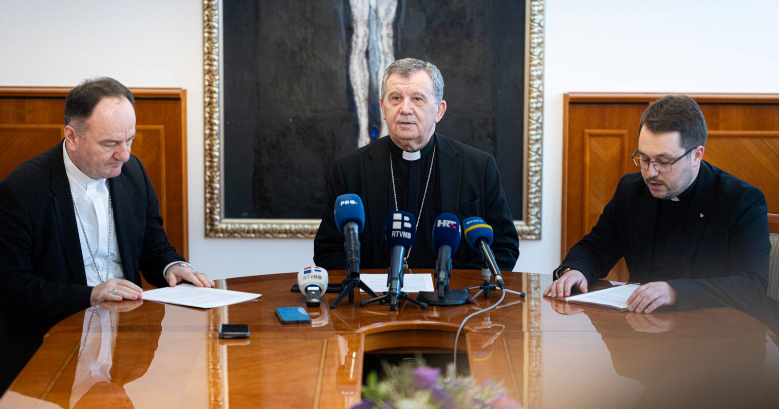 Biskupi iz BiH: Nema tame koju Božje svjetlo ne može rasvijetliti