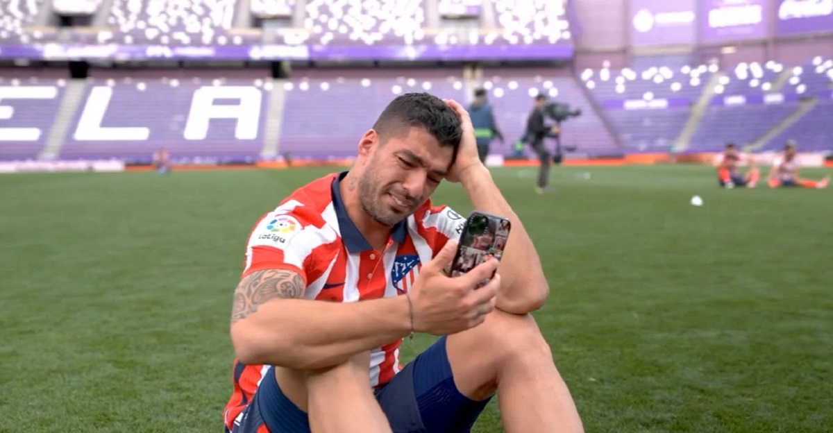 Suarez dugo plače nakon osvajanja naslova. Snimka koja je dirnula svijet