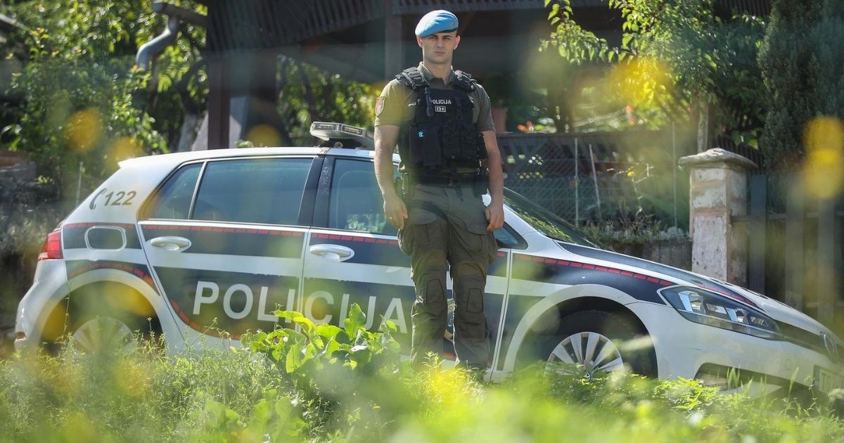 Uhićen mladić koji je osumnjičen da je tijekom noći bacio bombu na kuću u Sarajevu