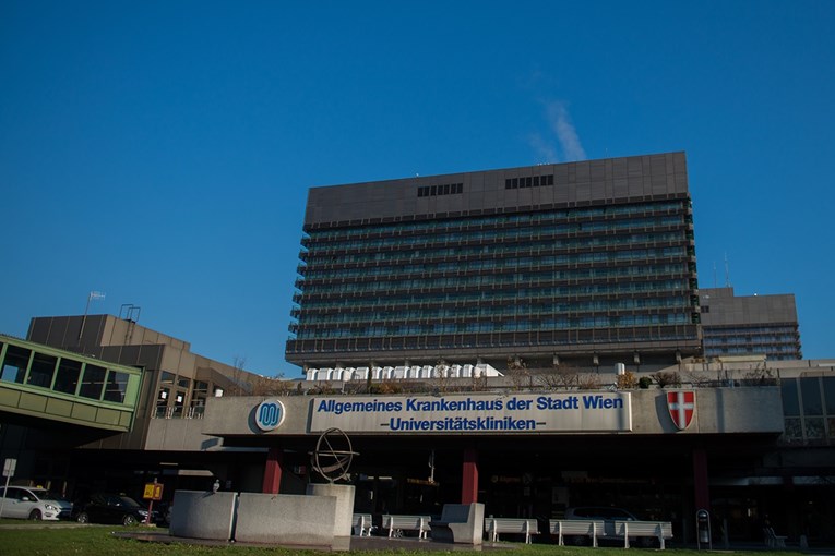 Zlostavljana beba hitno operirana u Beču. Uhićeni Hrvatica i njezin partner