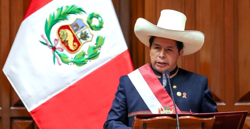 Prisegnuo novi peruanski predsjednik Pedro Castillo, obećao zemlju bez korupcije