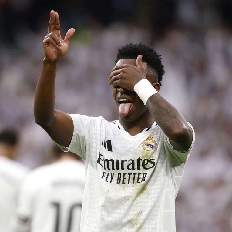 Propao najveći transfer u povijesti nogometa