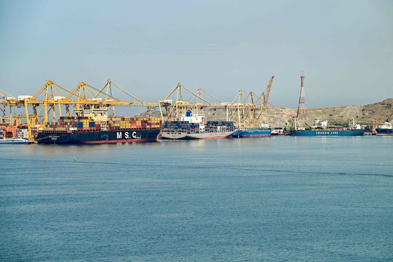 Američki ministar: Iran neće imati mogućnost zatvoriti Hormuz u budućnosti
