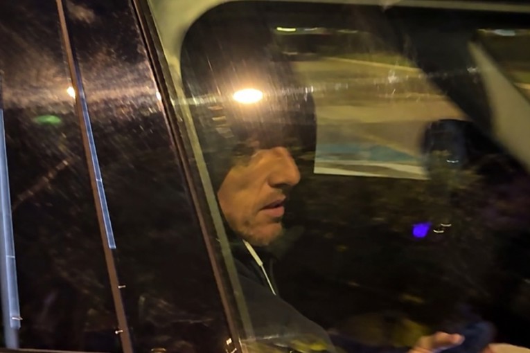 VIDEO Modrić snimljen u kampu Reala. Kapuljačom skrivao lice