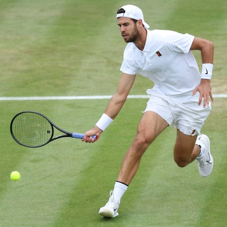Hačanov je prvi četvrtfinalist Wimbledona