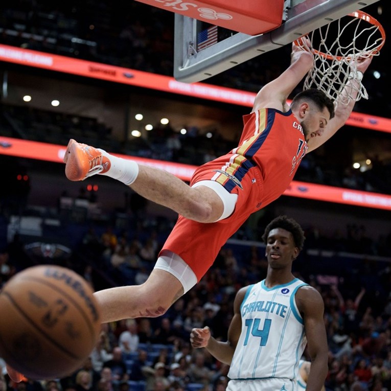 Matkovićeva partija sezone u NBA ligi. Zakucavanjima oduševio komentatore utakmice