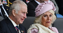 Kralj Charles održao prvi govor od objave bolesti, Camilla se rasplakala