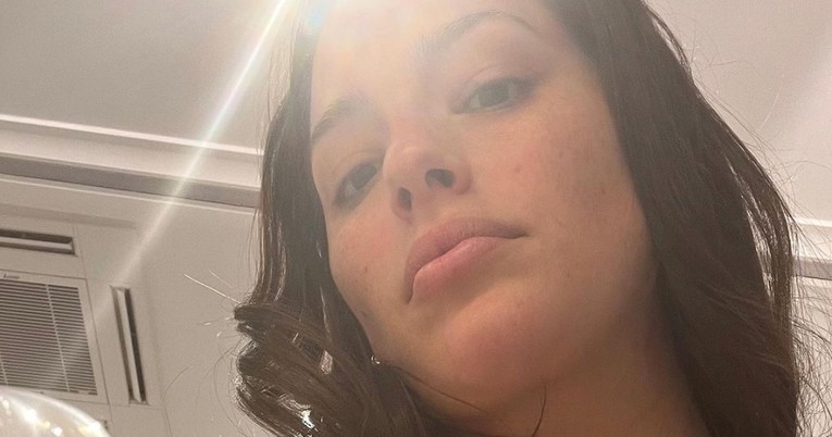 Ashley Graham govorila o posljedici dojenja koja je neugodna za mnoge mame