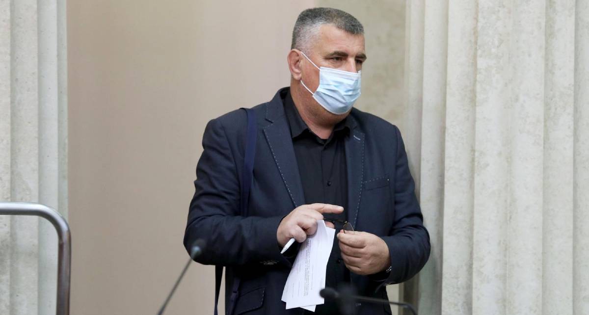 Bulj: Plenković mora prestati financirati SNV