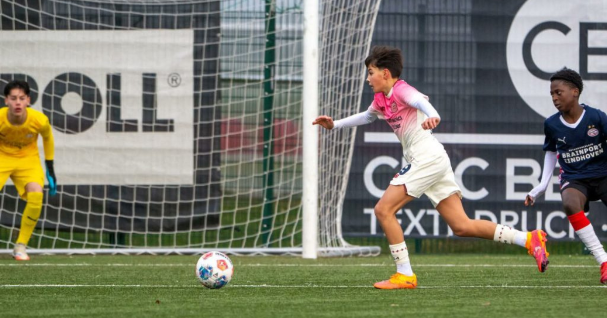 Hrvatsko &#x10D;udo od djeteta (14) potpisalo za Bayern