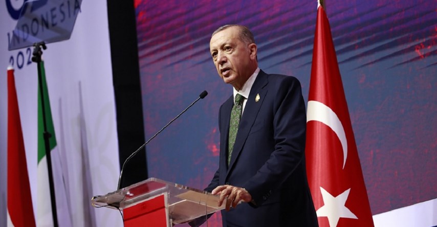 Erdogan: Zapadne misije će platiti za zatvaranje konzulata u Turskoj
