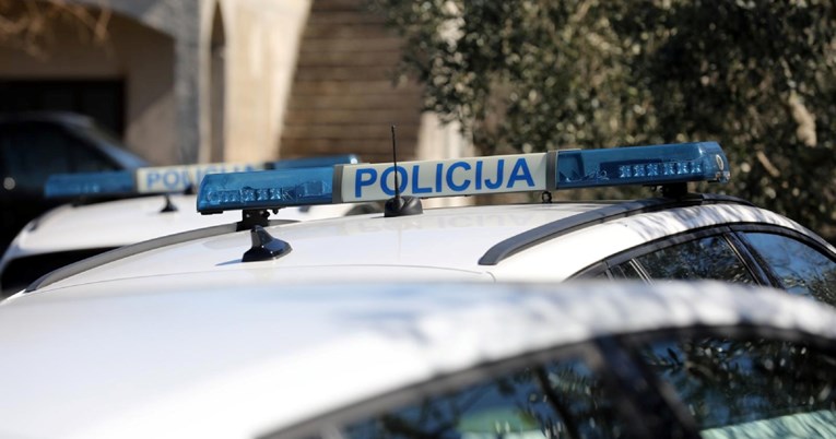 Gruzijac u autu splitskih registracija krijumčario migrante. Uhićen je u Istri