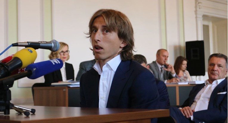 Modrić i Lovren tražili da im se za lažno svjedočenje sudi u Zagrebu. Sud pristao