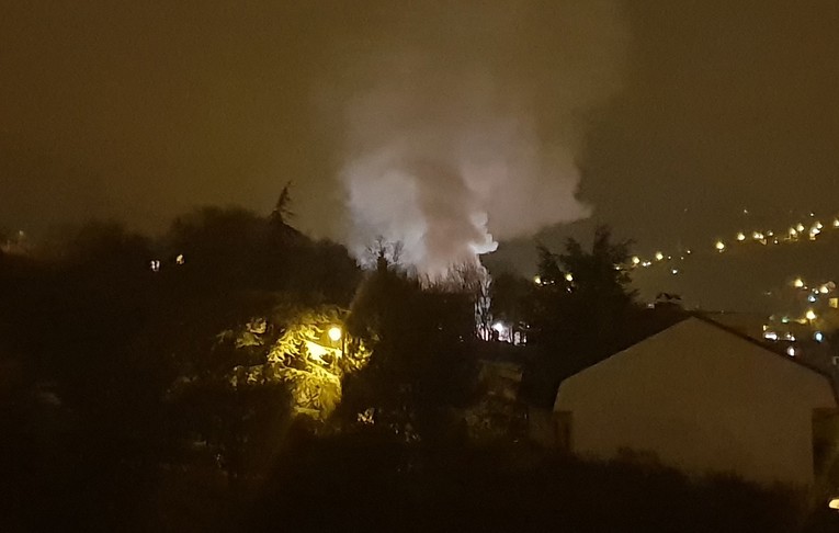 VIDEO Požar u Zagrebu, vatrogasci na terenu
