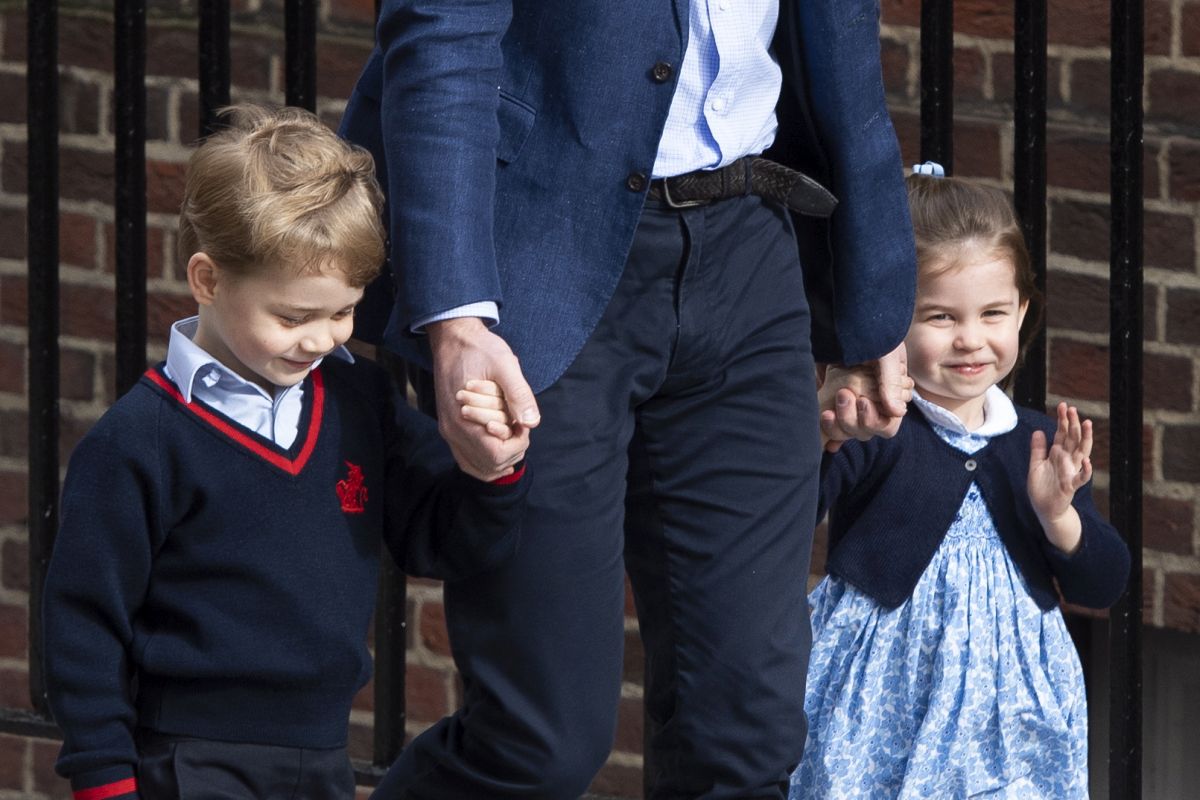 Evo zašto mala princeza Charlotte ne smije sjediti za istim stolom s ostalima