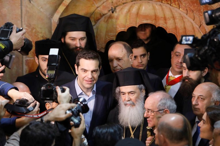 Kriza u Grčkoj, premijer i Crkva se posvađali oko plaće popovima