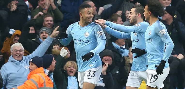 Sane i Jesus pobijedili Everton, City preskočio Liverpool