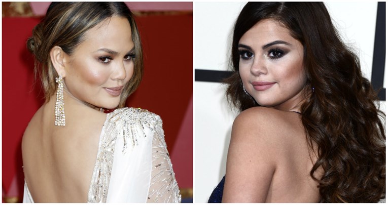 Chrissy Teigen ili Selena Gomez? Manekenka zbunila fanove fotkom iz djetinjstva