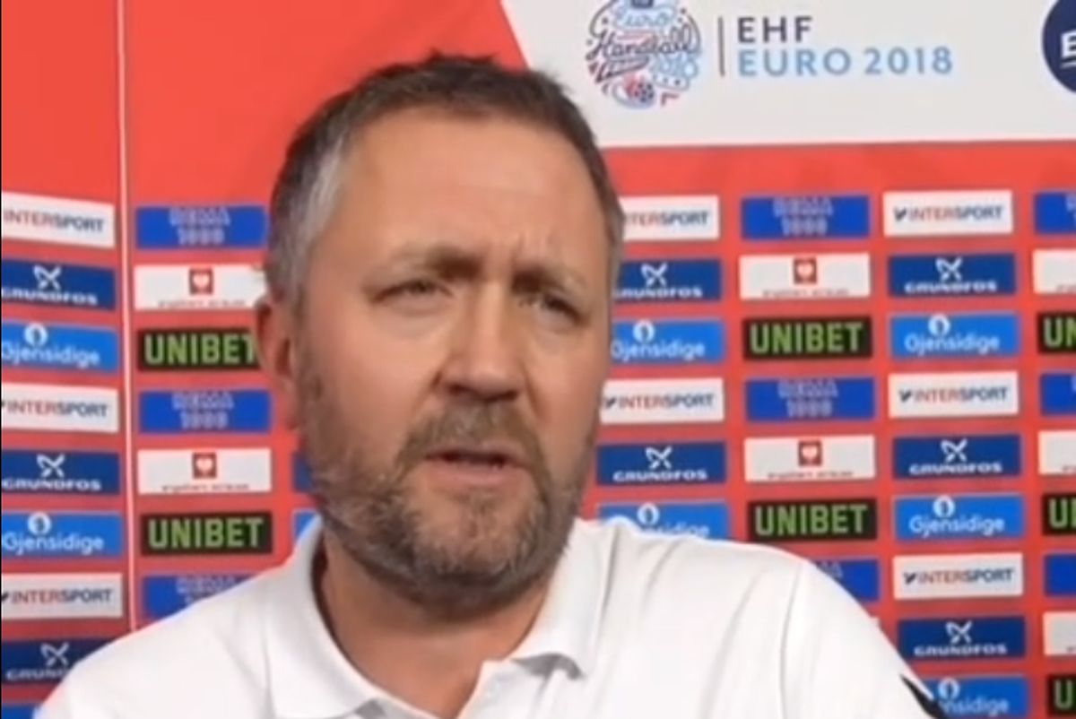 Poslušajte kako crnogorski izbornik jezike kombinira poput Bake Sliškovića