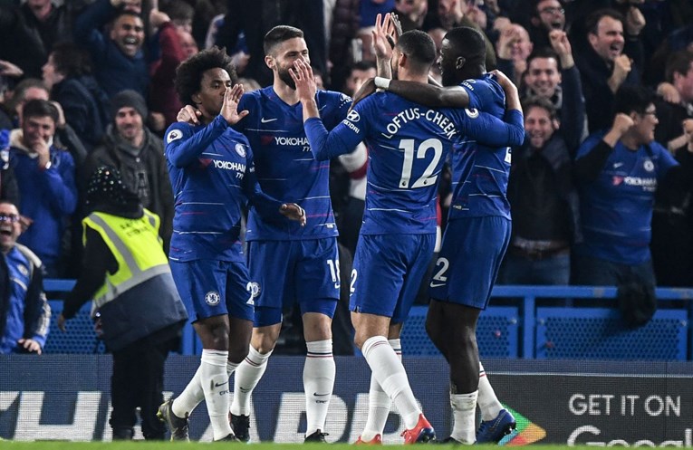 Chelsea slomio Spurse 2:0, Liverpool nakon petarde ostao na vrhu