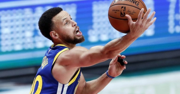Fantastični Curry dokrajčio Blazerse, Golden State petu godinu zaredom u finalu