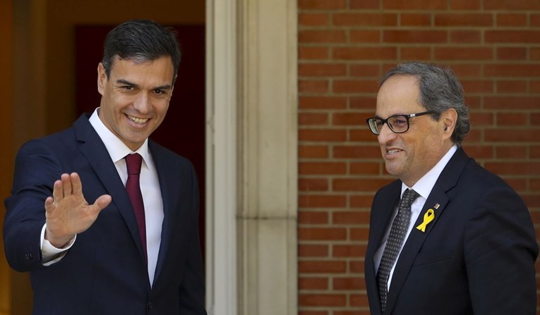 Španjolski premijer i katalonski vođa se prvi put sastali od proglašenja neovisnosti Katalonije