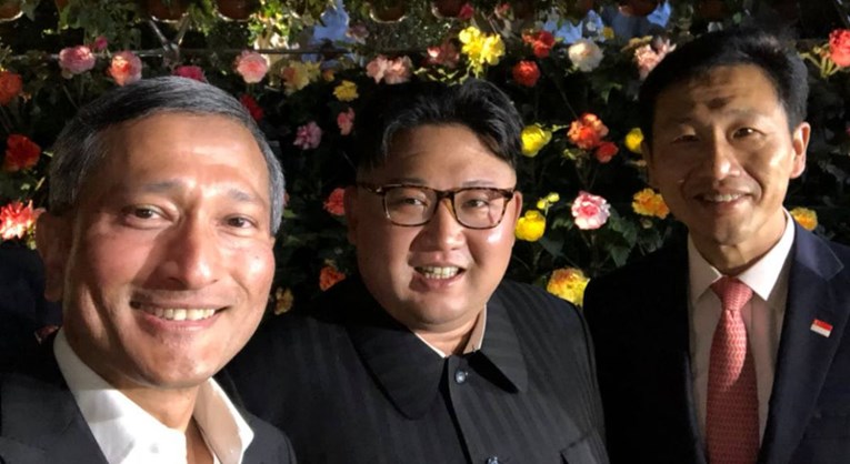 Nekoliko sati prije povijesnog sastanka Kim šetao Singapurom i radio selfieje