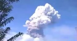 Nakon katastrofalnog potresa i tsunamija, u Indoneziji eruptirao vulkan