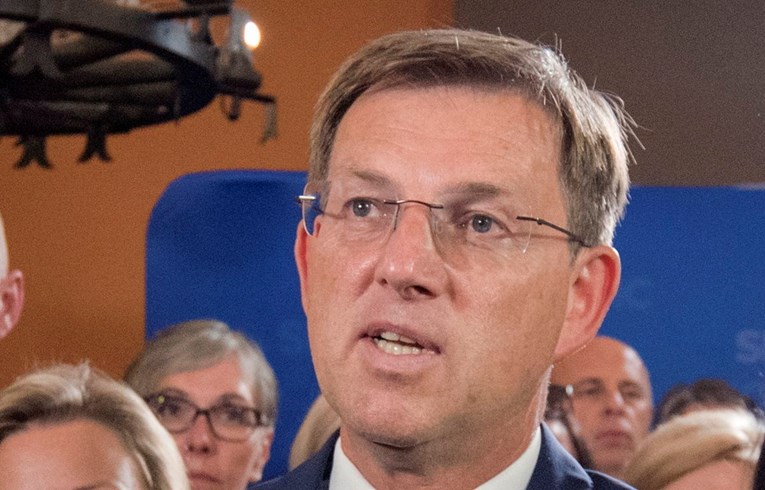 Cerar o reakciji Bruxellesa na arbitražu: Ovo nije šamar Sloveniji već sramota za Europsku komisiju