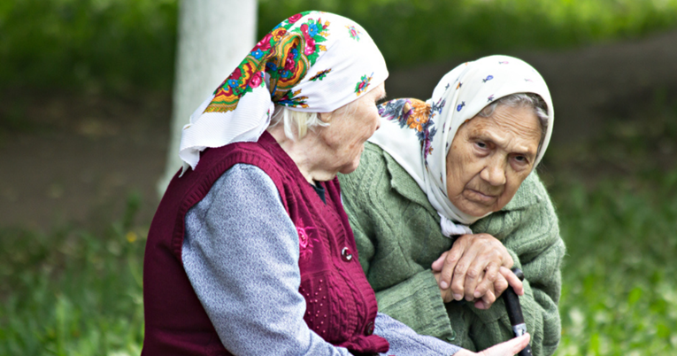 Rasprava dviju bosanskih baka o rodbinskim vezama apsolutni je hit na TikToku
