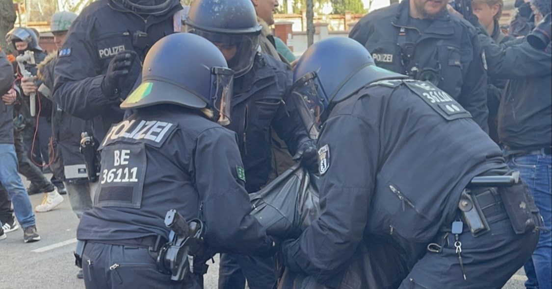 FOTO Sukob ljevičara, desničara i policije u Berlinu