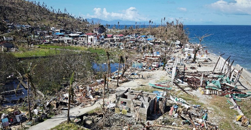 Tajfun poharao Filipine, ljudima ponestaje hrane i pitke vode