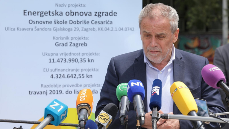 Bandić opet kritizira vladu: Mogli su napraviti tri puta više nakon potresa u Zagrebu