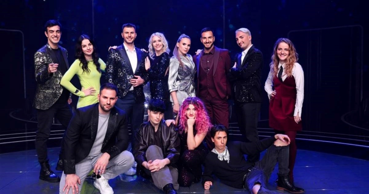 UŽIVO Počela je prva live emisija Superstara. 12 kandidata kreće u borbu