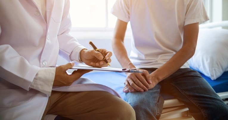 Studija: Muškarci koji prakticiraju ovu naviku imaju 45% veći rizik od raka prostate