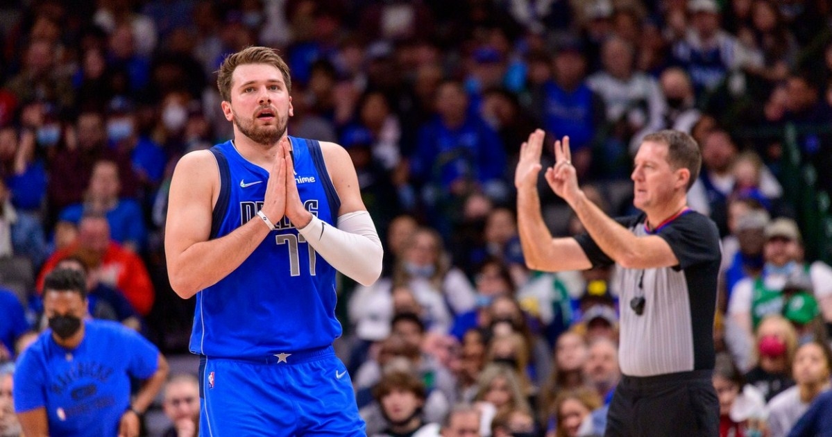 Dončić se svađao sa sucima, na početku 2. poluvremena imao je pet faulova i tehničku