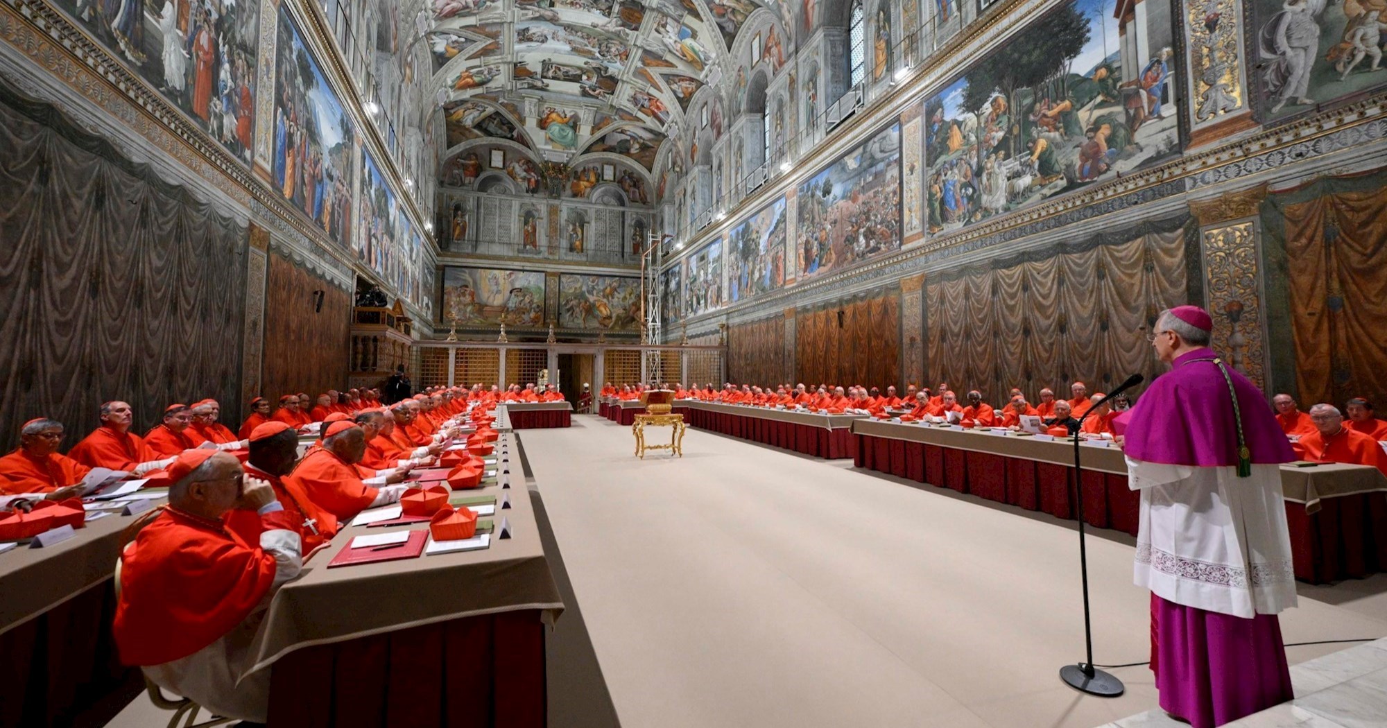 Politico: Europa ima više kardinala nego što bi trebala s obzirom na broj vjernika