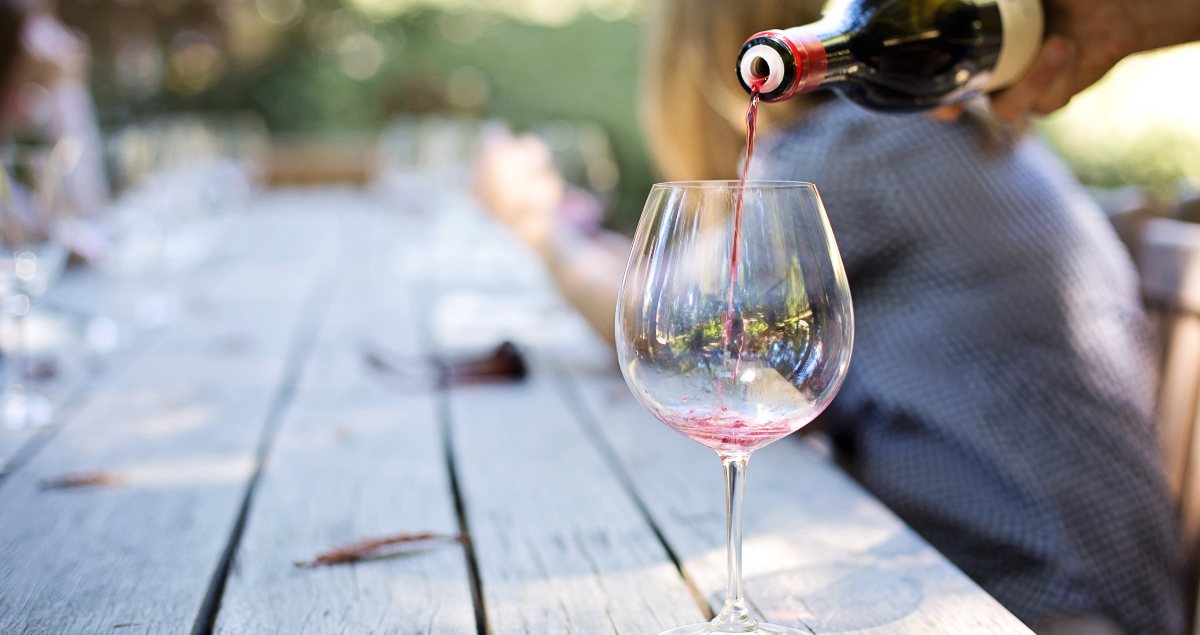 Najiritantnije stvari koje ljudi govore onima koji ne piju alkohol