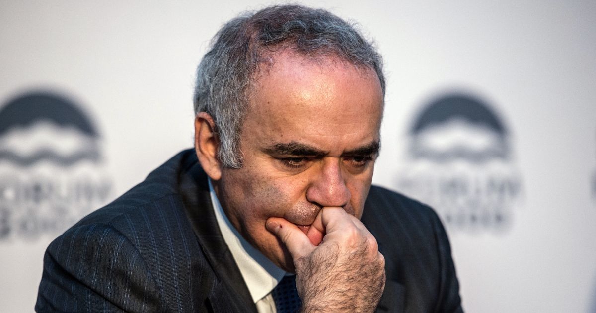 Kasparov: Sve upućuje na to da je Hrvatska pokradena da Ronaldo prođe dalje