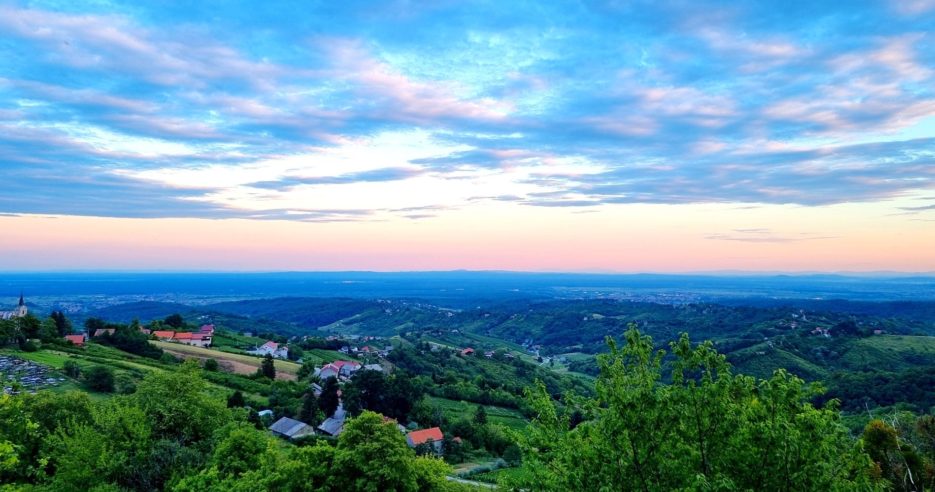 Za vikend pobjegnite na Plešivicu na ručak ili samo čašu vina