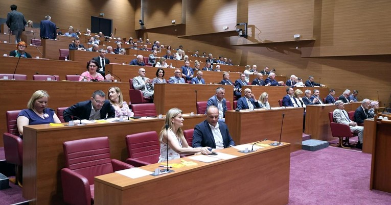 Sabor sljedeći tjedan raspravlja o usklađivanju mirovina i plaćanju javnih bilježnika