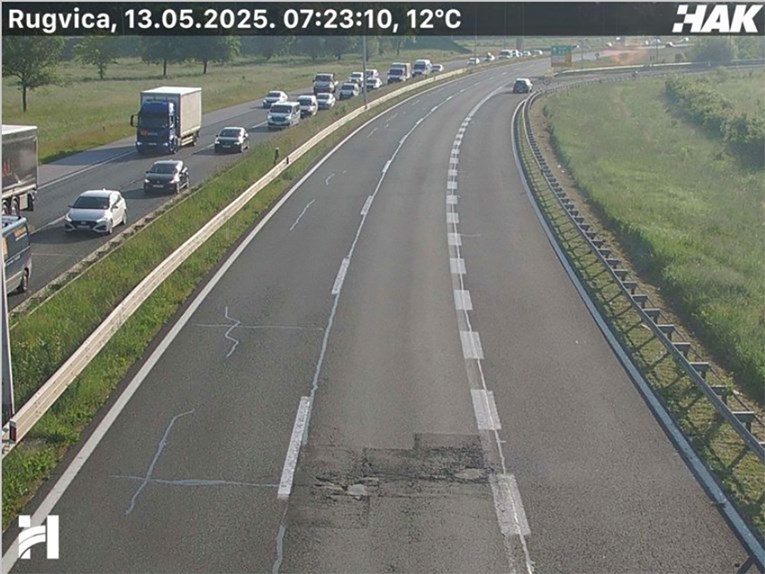 Jak vjetar stvara probleme u prometu, kolone na zagrebačkoj obilaznici