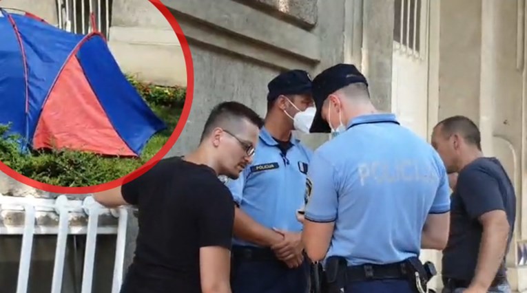 VIDEO Očevi zbog Beroševe odluke postavili šator pred Klaićevom, došla policija