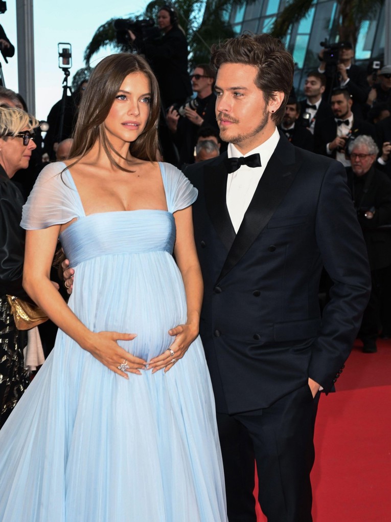 Barbara Palvin i Dylan Sprouse čekaju prvo dijete