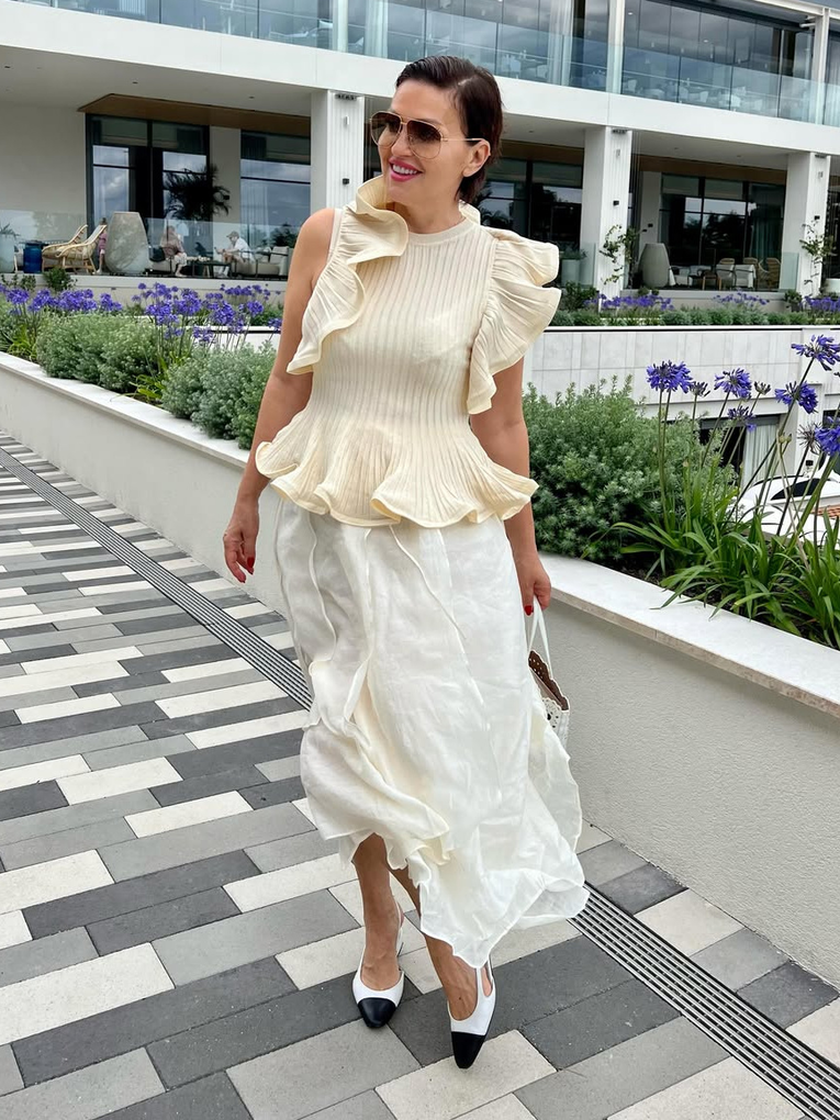Nina Badrić u Poreču nosila Zarin top i Chanel cipele. Rezultat je pun pogodak