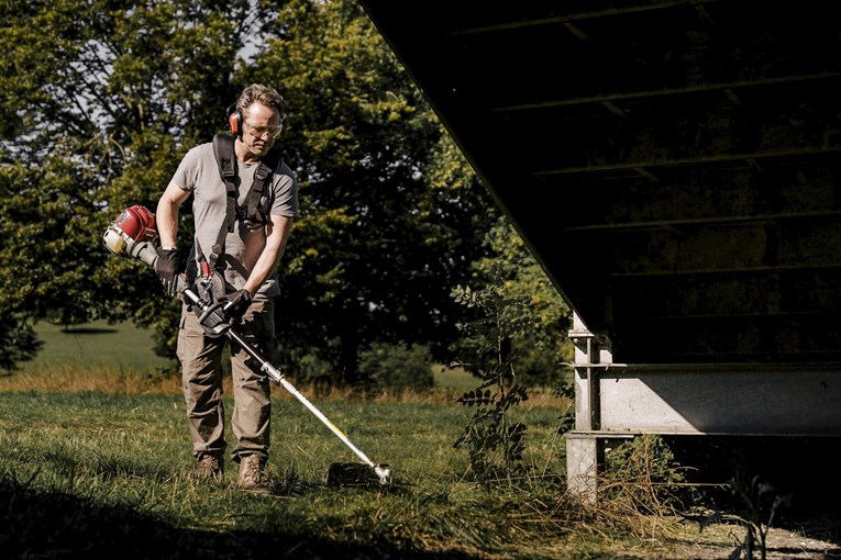 Odaberite kosilice i motorne trimere Honda za travnjak kao iz filma