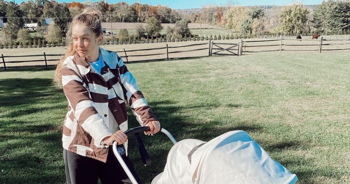 Gigi Hadid objavila nikad viđene trudničke fotografije