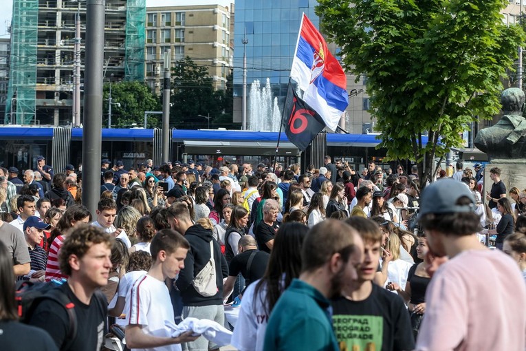 Novinarske udruge u Srbiji osudile stalne prijetnje i napade na novinare